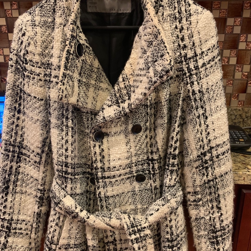 Zara Womens Belted Peacoat